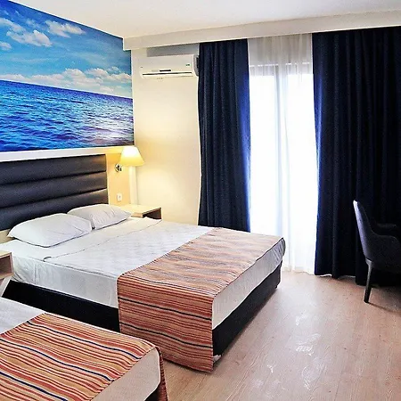 Club Aqua Plaza فندق