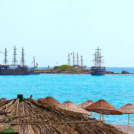 Club Aqua Plaza فندق ألانيا