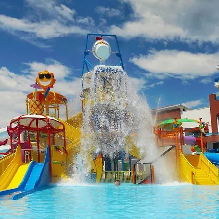 فندق Club Aqua Plaza ألانيا